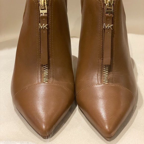 Micheal Kors Ankle Andie Booties - Picture 1 of 10